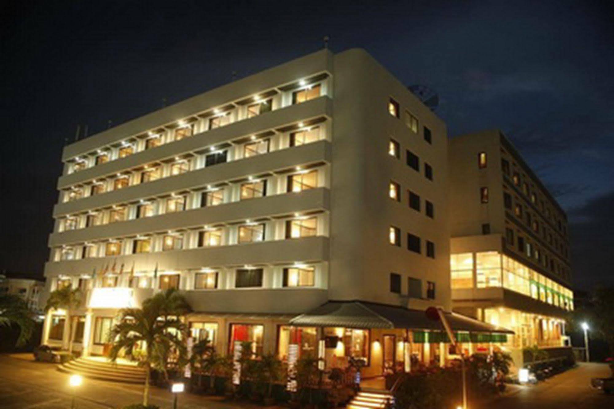 Boon Siam Hotel Krabi town Esterno foto