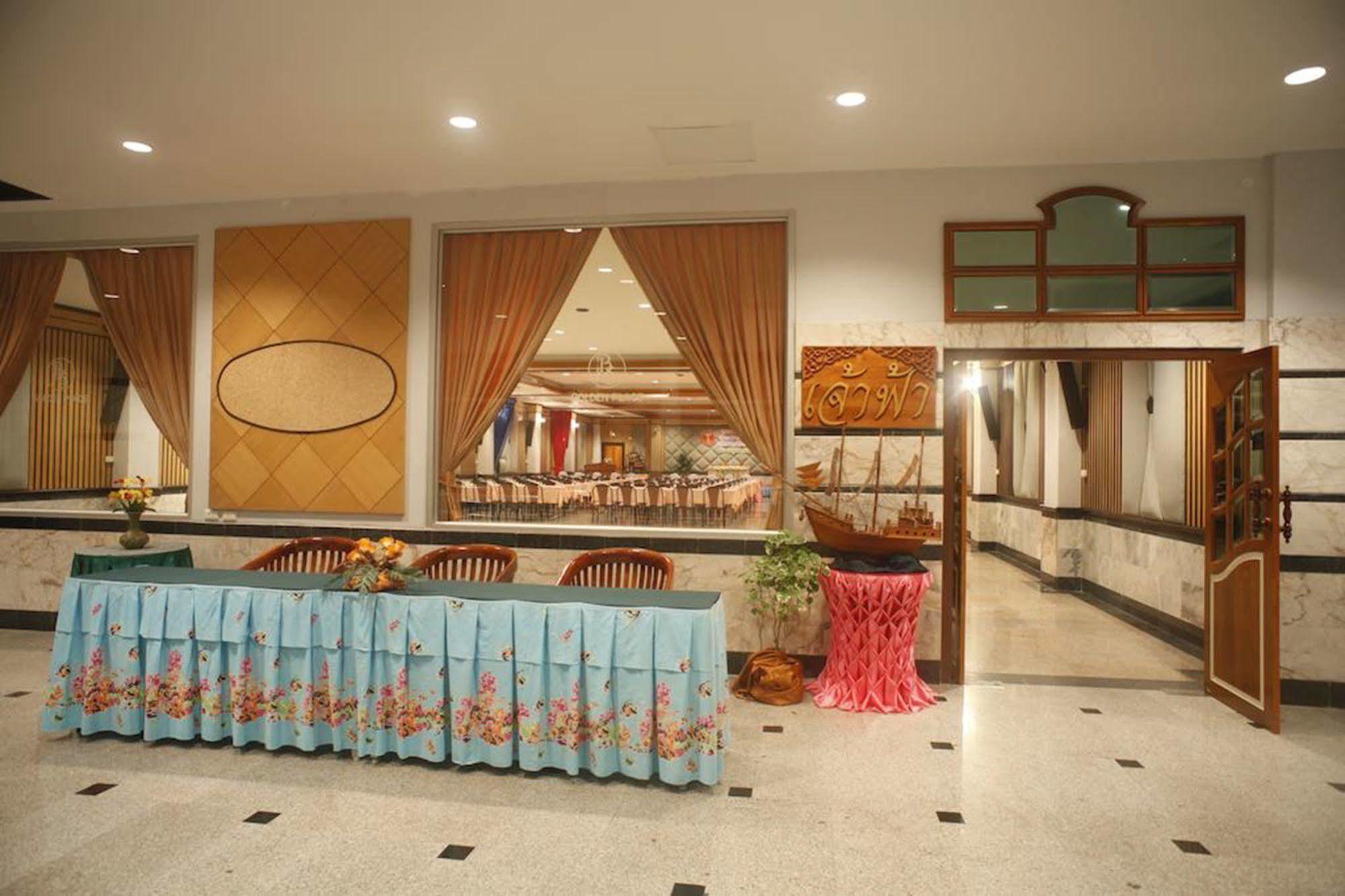 Boon Siam Hotel Krabi town Esterno foto